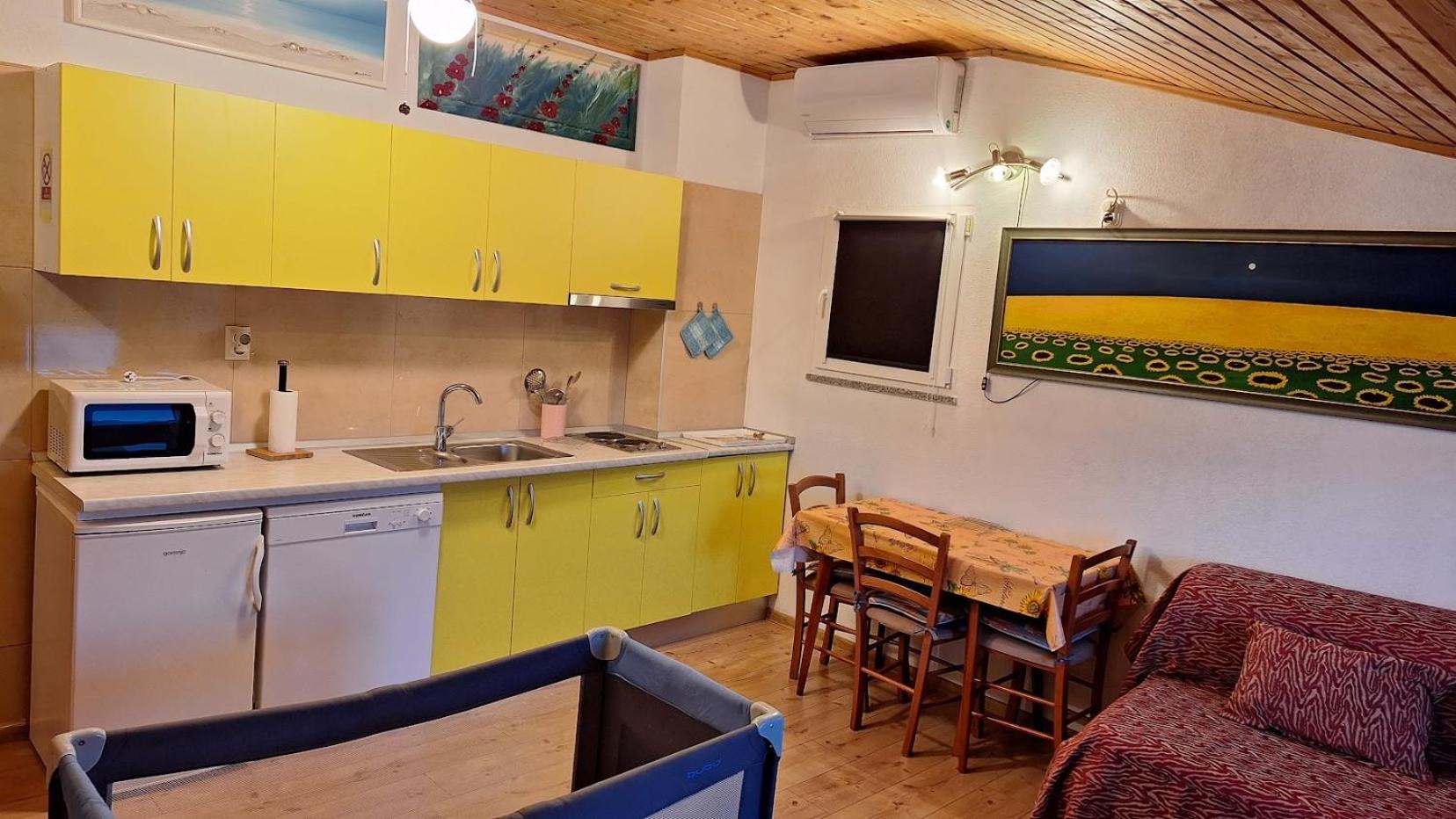 Apartments Alex โรวีน ภายนอก รูปภาพ