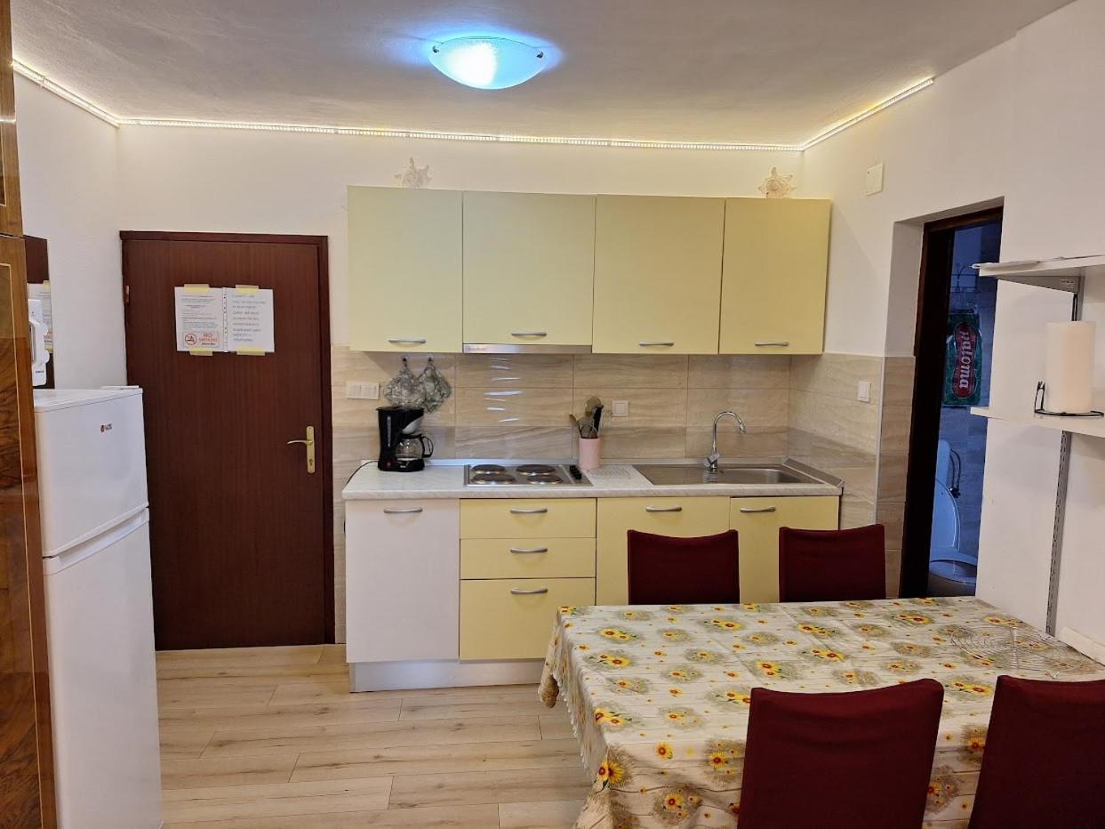 Apartments Alex โรวีน ห้อง รูปภาพ